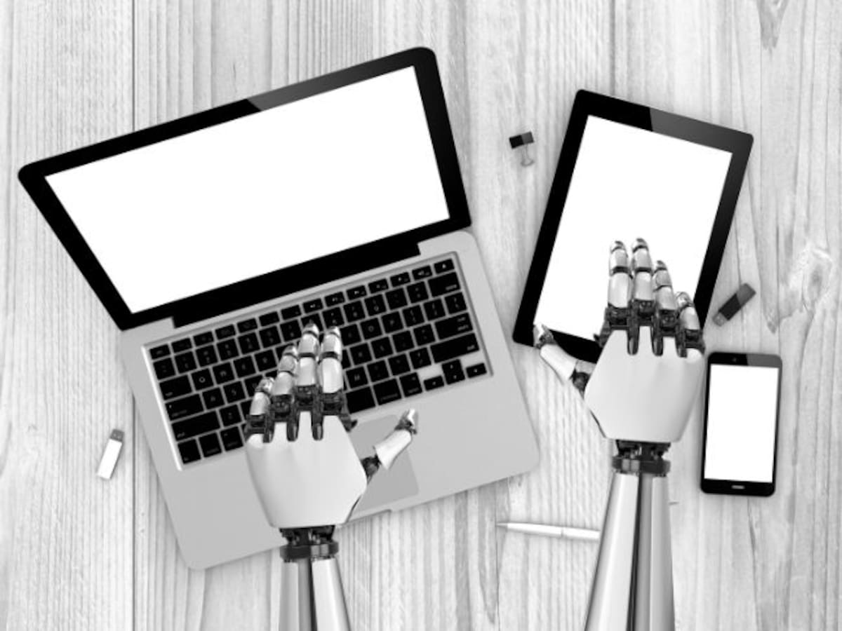 Estos son los trabajos que reemplazará la IA en 2025, según IEBS Business School