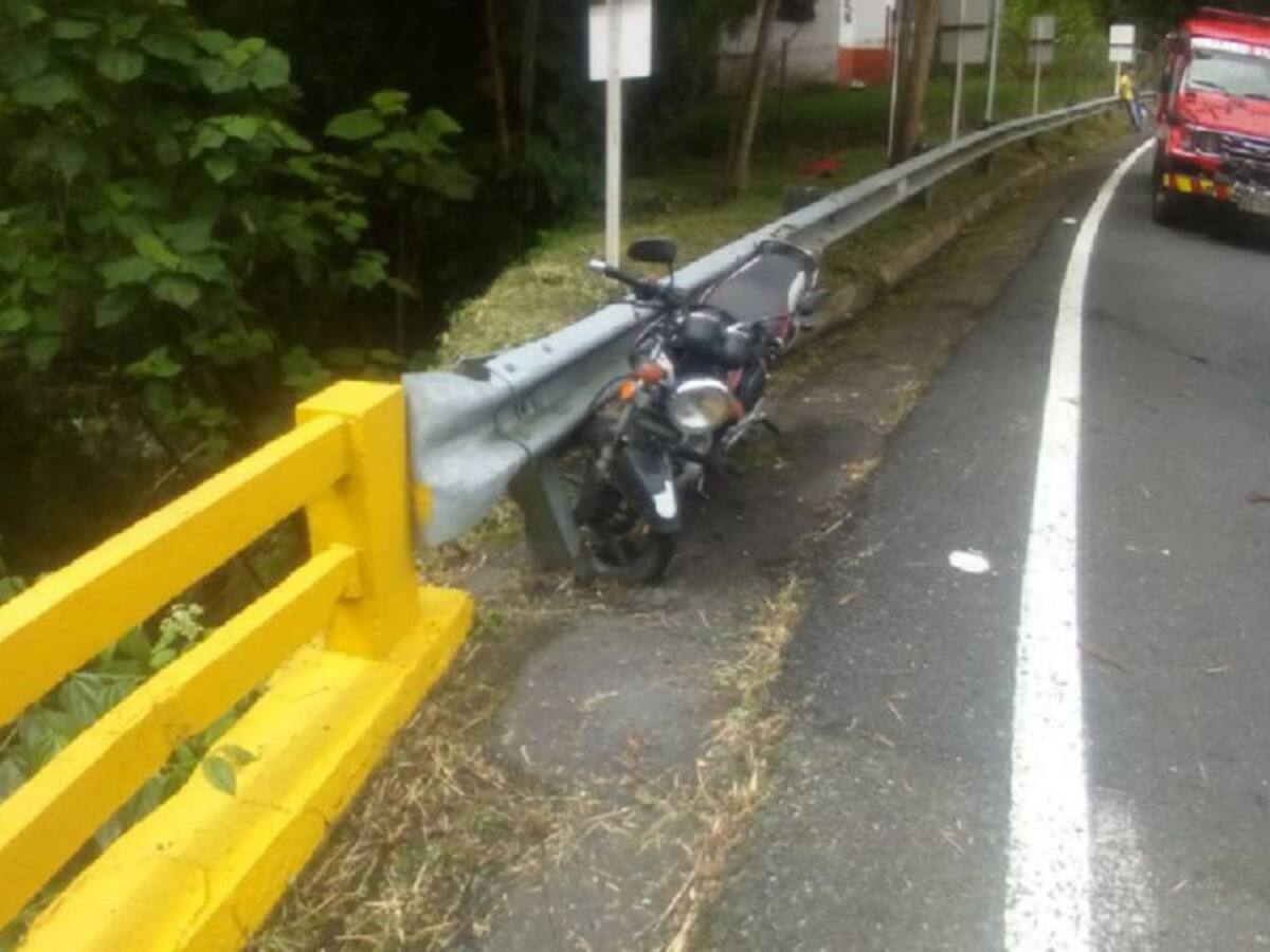 Varios accidentes de tránsito se han registrado en la vía Manizales, Bogotá