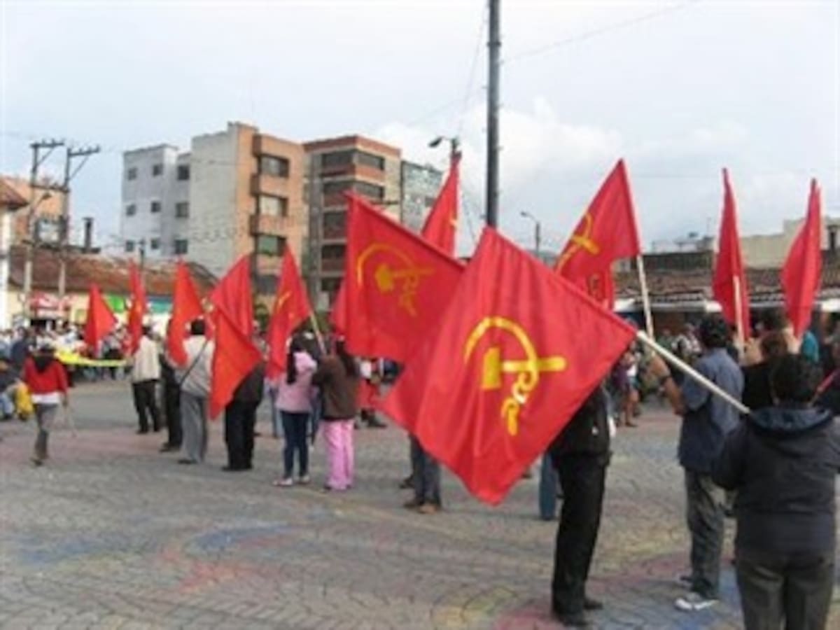 Comité de Ética del Polo suspende la expulsión del Partido Comunista