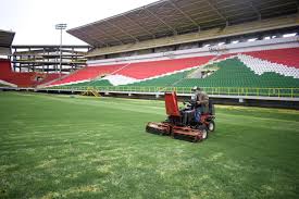 La secretaria de Ambiente de Tunja, Nataly Callejas, detalla las recomendaciones y compromisos para garantizar la seguridad y comodidad en los eventos de fútbol profesional.