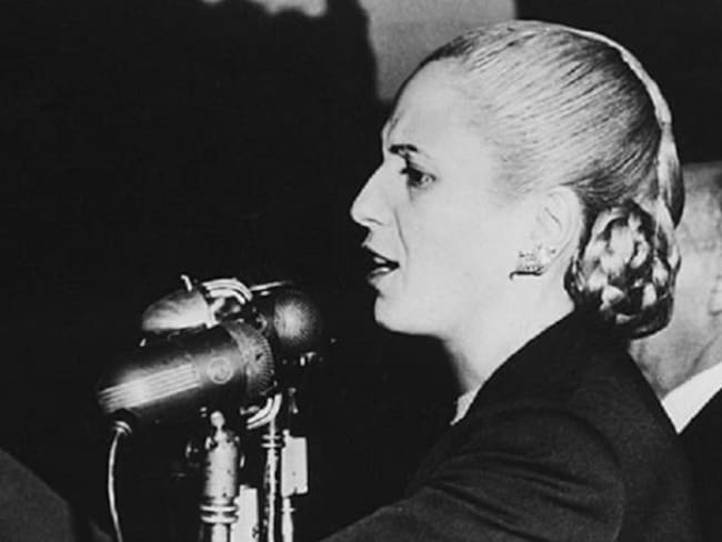 Eva Perón, la mujer que parte en dos la historia política de Argentina