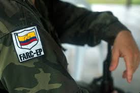 Enfrentamientos entre grupos al margen de la ley