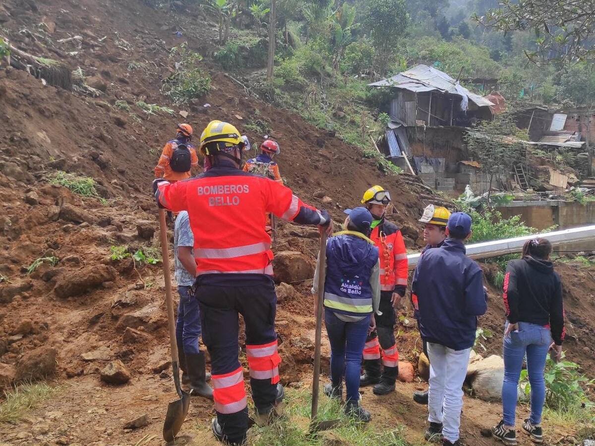 Encontraron cuerpo de un hombre reportado como desaparecido tras derrumbe en Bello