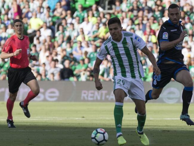 Juan José Narváez regresa a entrenamientos con el Real Betis