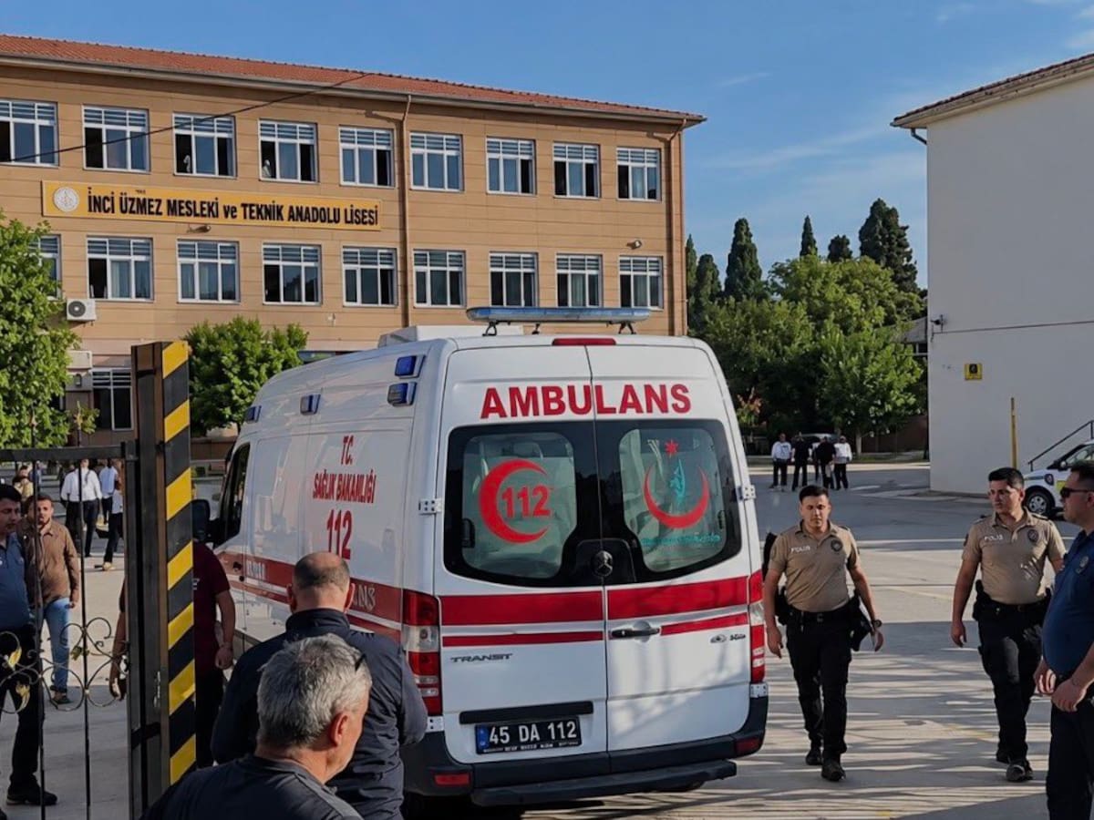 Once heridos, dos de ellos graves, tras tiroteo en un colegio en Turquía