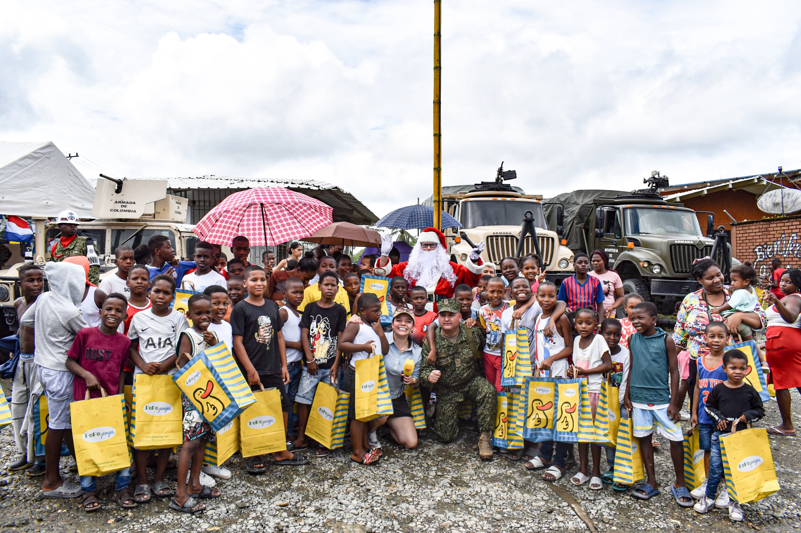 En el Bajo Calima, Navidad llegó temprano gracias a Soluciones W. Foto: W Radio