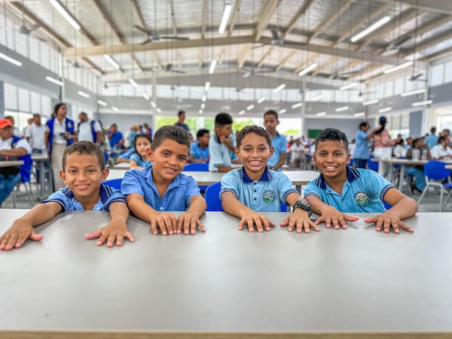 Comida caliente: la gran apuesta del PAE en Bolívar para cuidar y transformar a niños y jóvenes