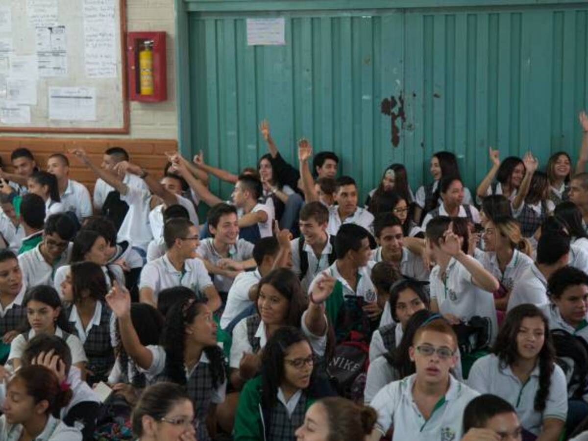 Nueve millones de estudiantes regresan a clases