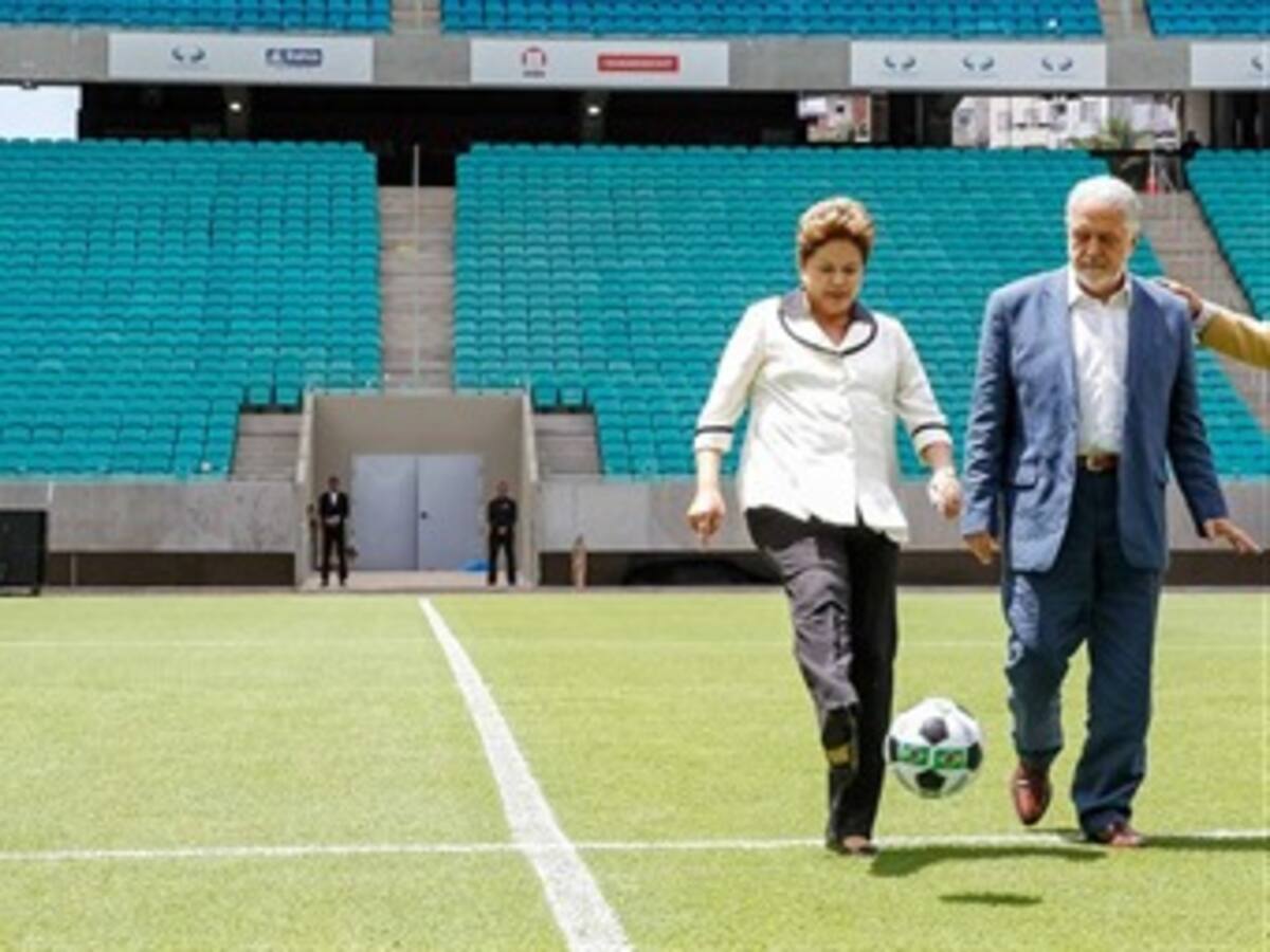 FIFA no permitirá incumplimientos de Brasil para el Mundial