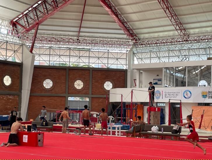 Coliseo menor Eustorgio Colmenares / Foto: Brayan Silva