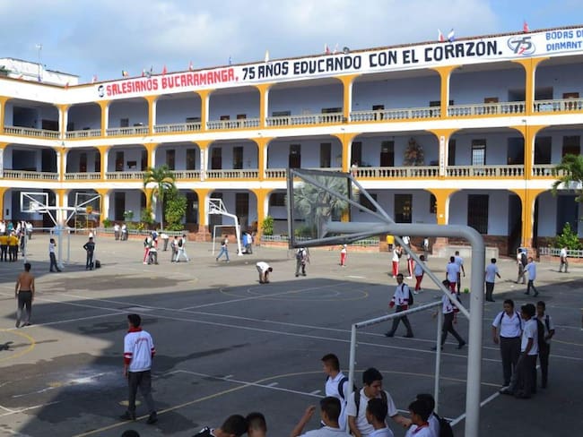 Salesiano, con clases virtuales y ahora mixto