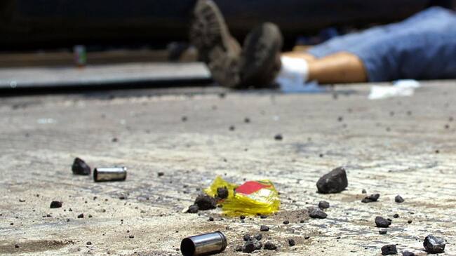 Edinson Mora, alcalde del municipio de Puerto Guzmán asegura que son tres las personas asesinadas en su municipio.