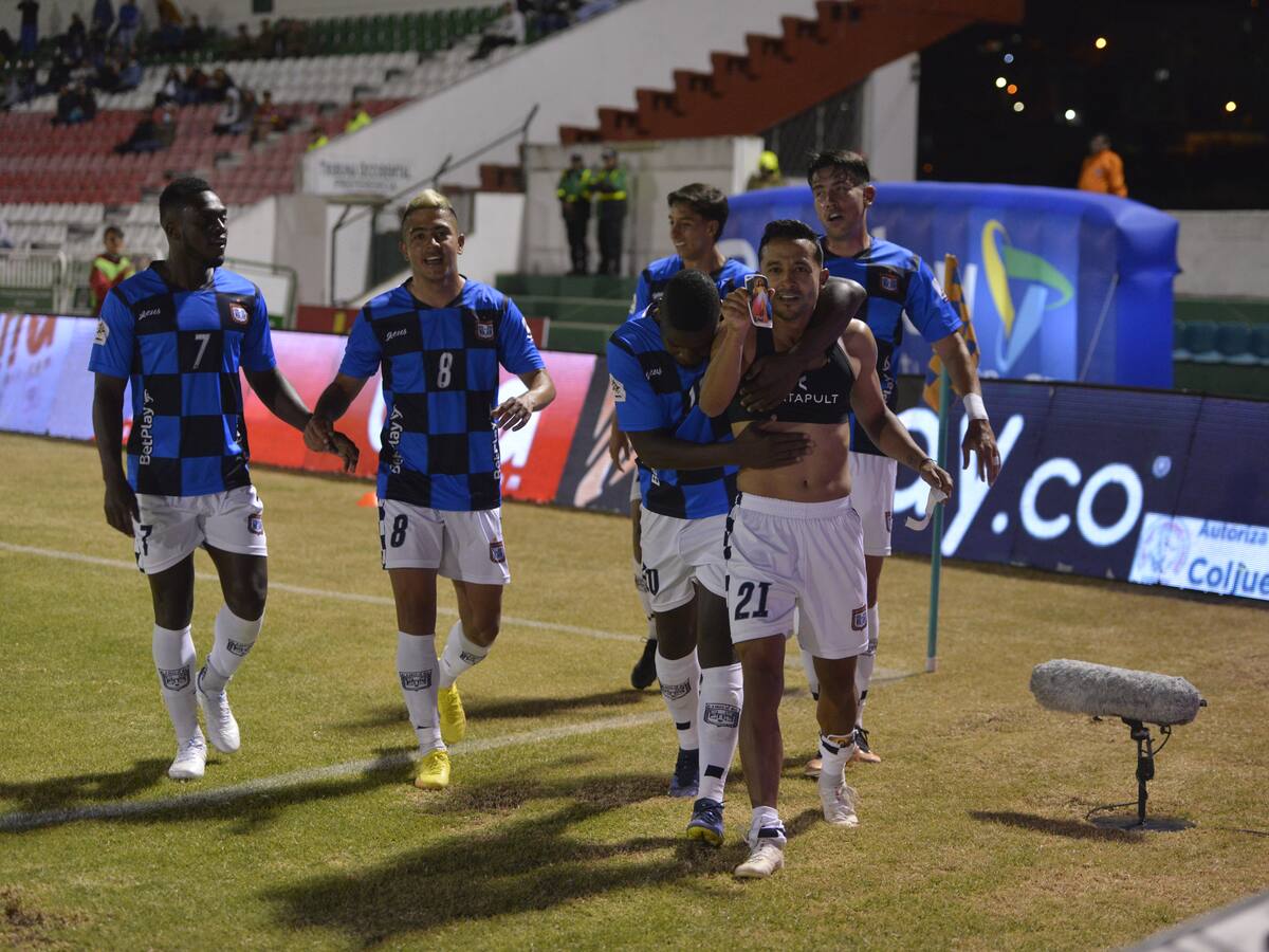 Boyacá Chicó venció al Medellín e igualó la línea de los líderes del torneo