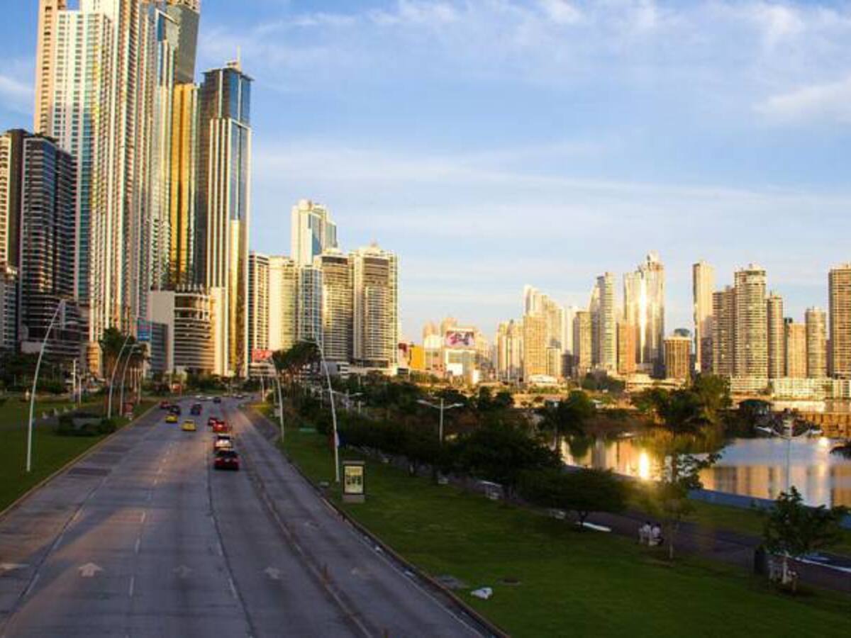 Panamá rechaza decisión de Francia de incluirlo en lista de paraísos fiscales
