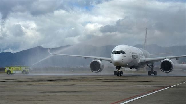 Aerocivil entrega nuevas obras del Aeropuerto Perales de Ibagué. Foto: Colprensa