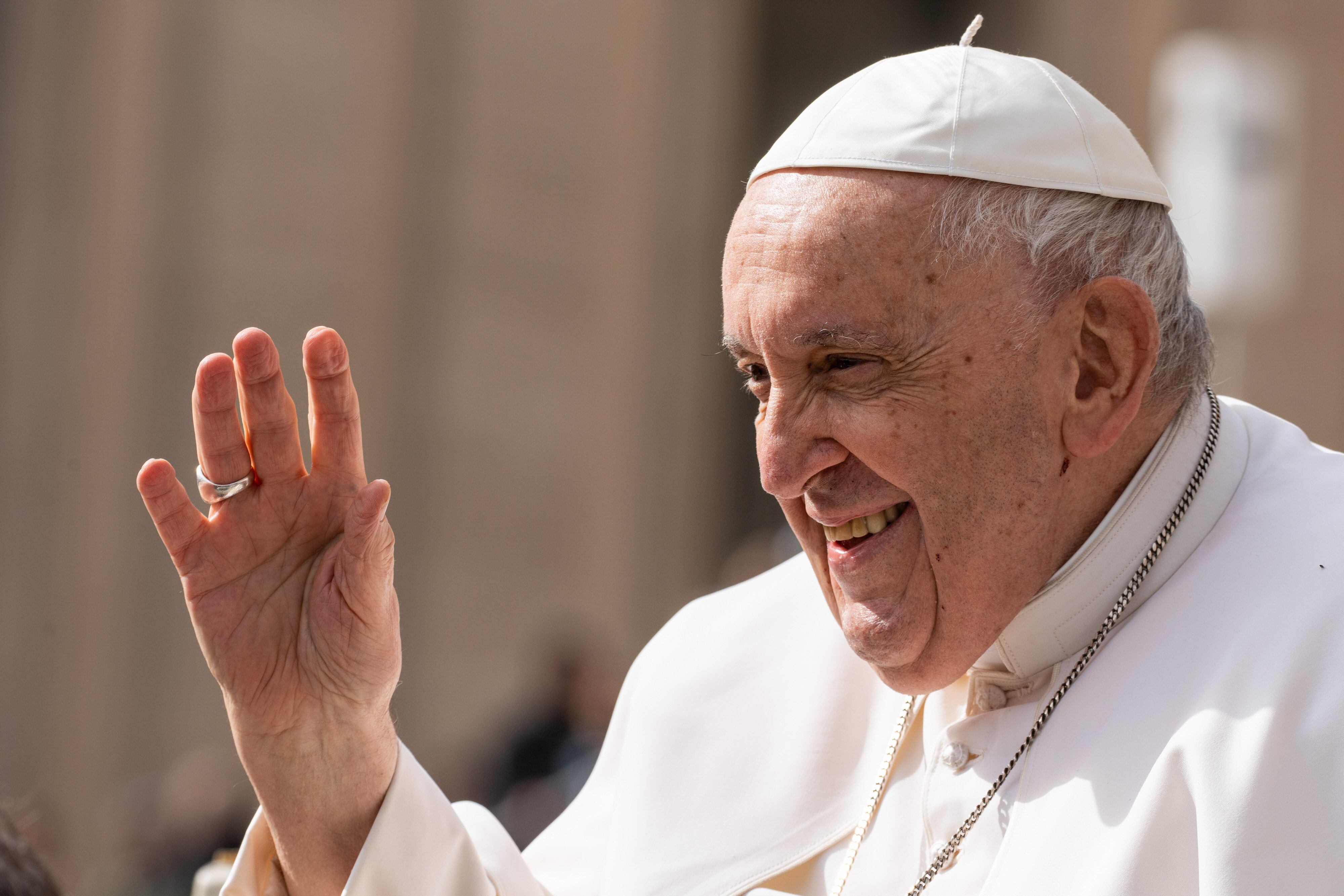 VATICAN - 2023/03/08: Pope Francis greets and blesses the faithful during his traditional Wednesday General Audience at St. Peter's Square in Vatican City. (Photo by Stefano Costantino/SOPA Images/LightRocket via Getty Images)