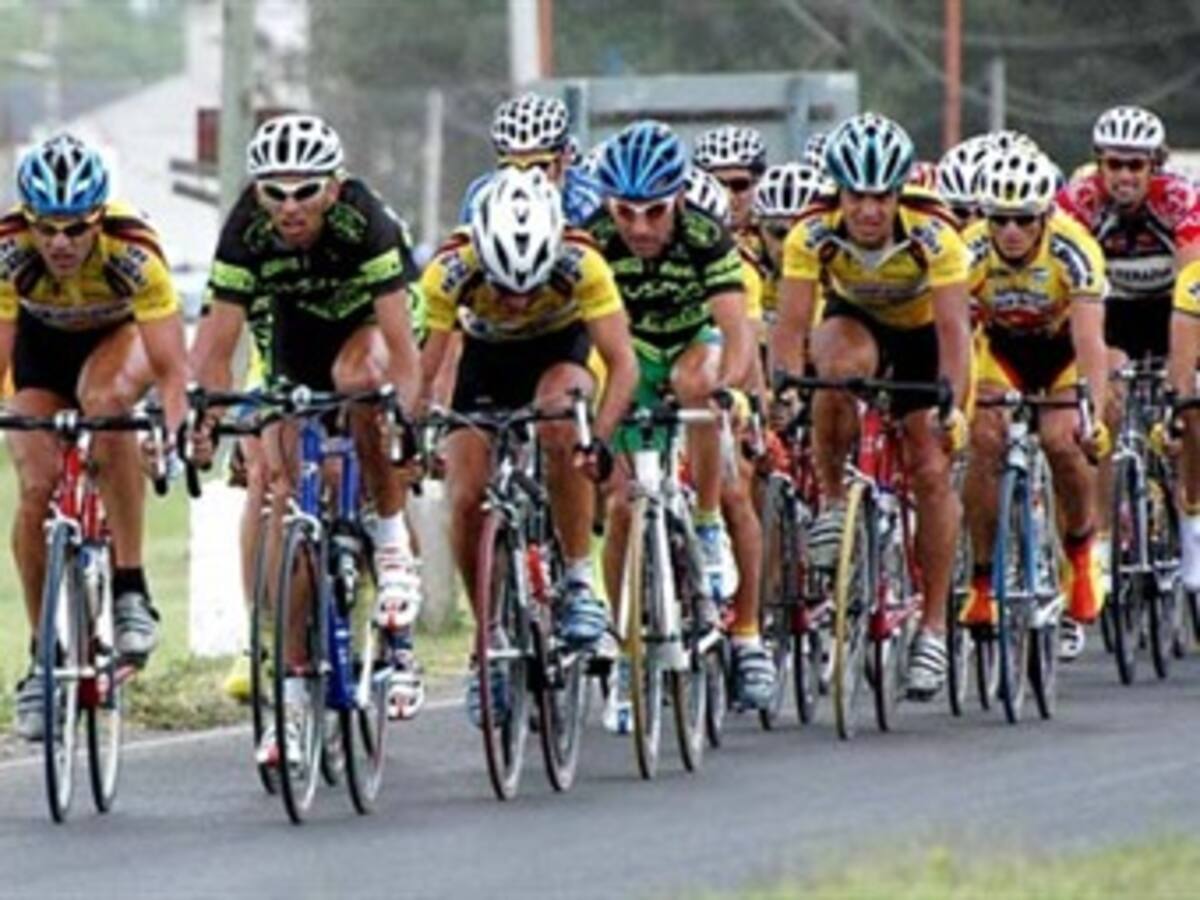 La Vuelta al Valle da inicio a las actividades del 2011 en el calendario ciclístico nacional