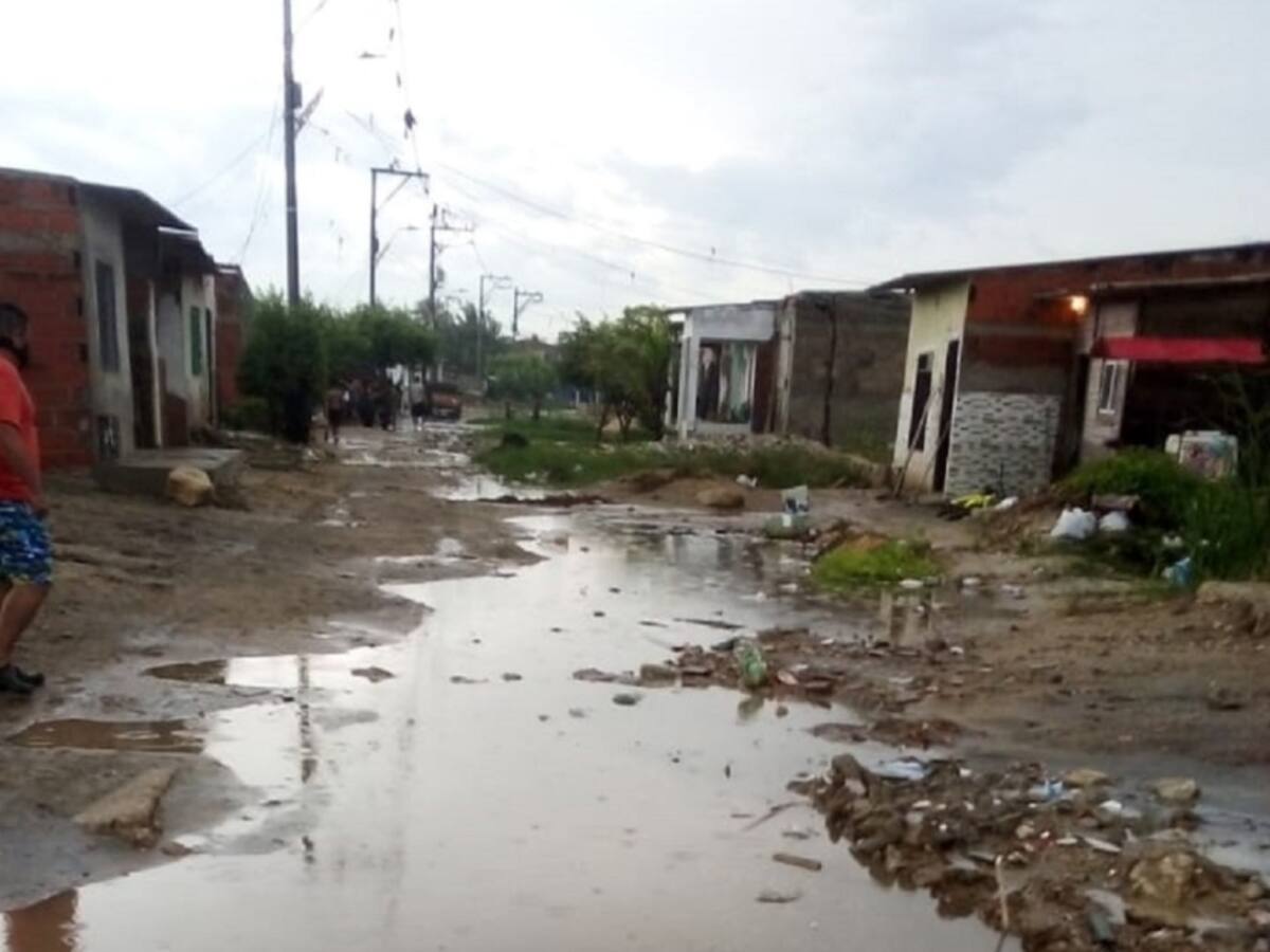 50 familias quedaron sin techo por fuertes brisas en Barranquilla