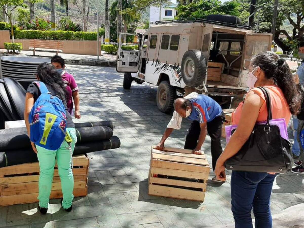 Mujeres campesinas de Rovira reciben apoyo internacional