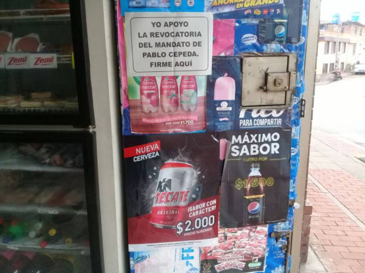 Recogen firmas para revocar al alcalde de Tunja, Boyacá