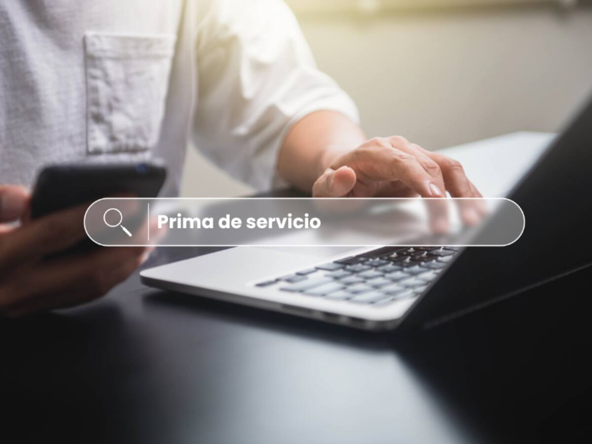 Valor que debería recibir de prima si tuvo licencias remuneradas, según la Ley