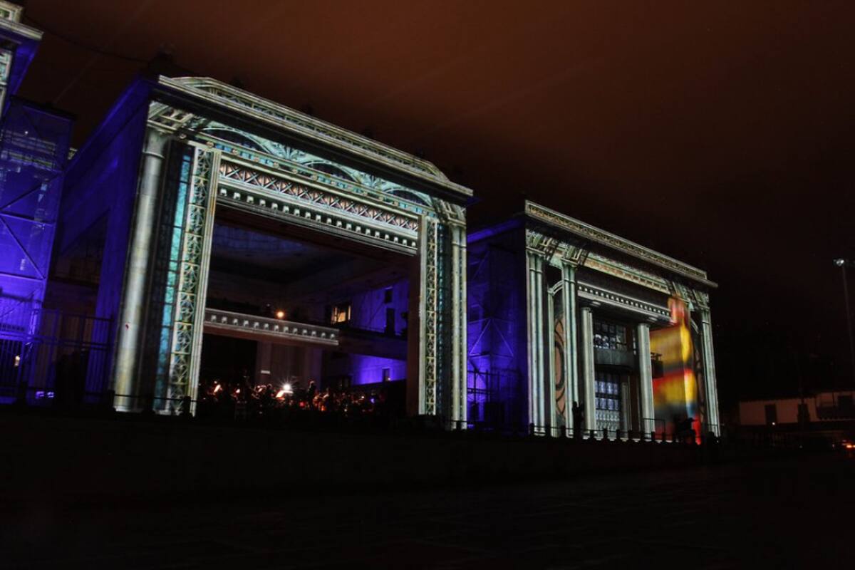 El espectáculo que tiene además un valor simbólico donde se representa la inauguración del año Colombia-Francia 2017, en el que ambos países tendrán cooperación y compartirán mutuamente en materia de arte y cultura, es gratuito y espera acoger a bogotanos y turistas.