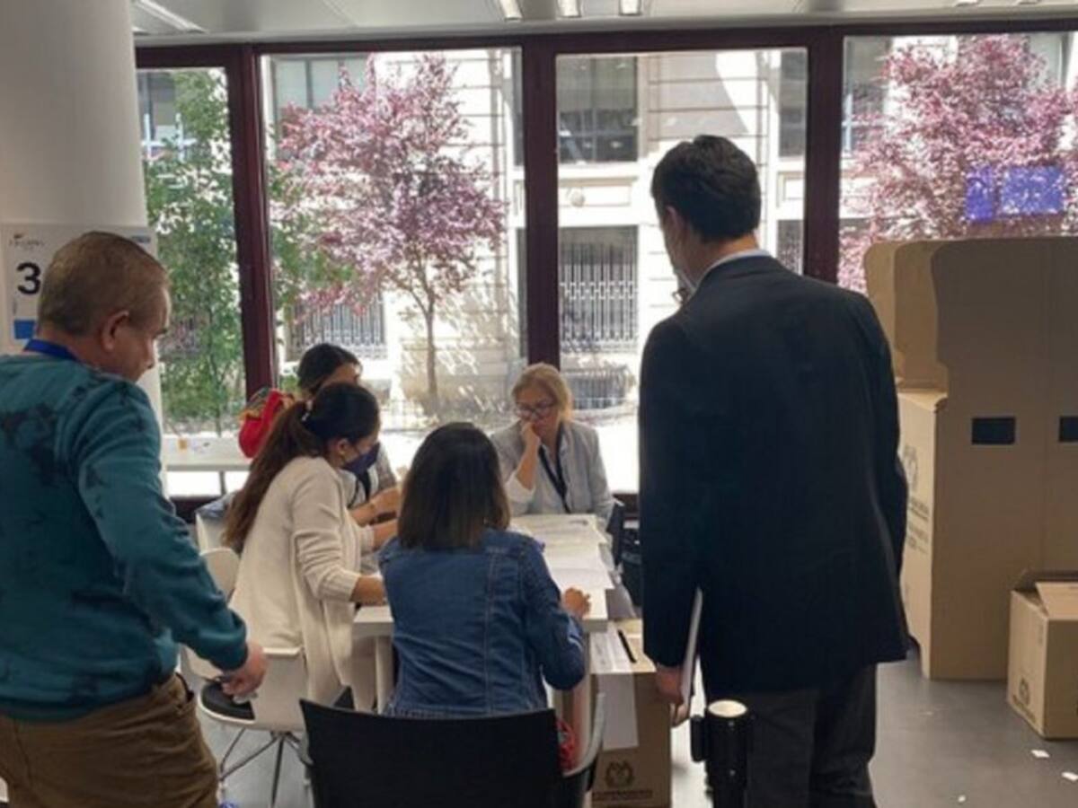 Más de 99.000 colombianos ya votaron en el exterior