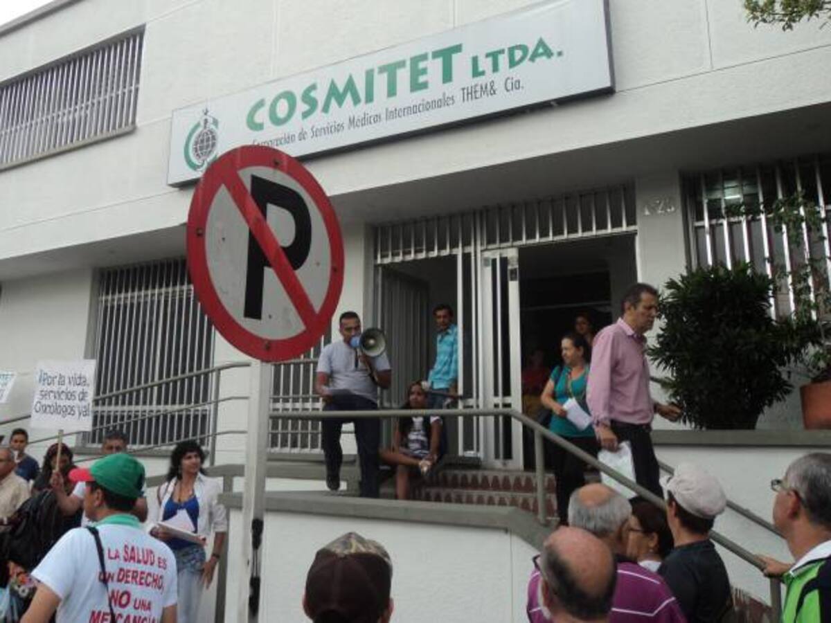 Ni con desacato de tutela, docentes reciben tratamiento por cáncer de mama