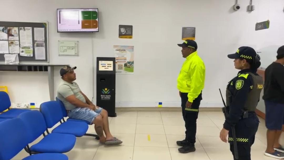 Policía de Bolívar.