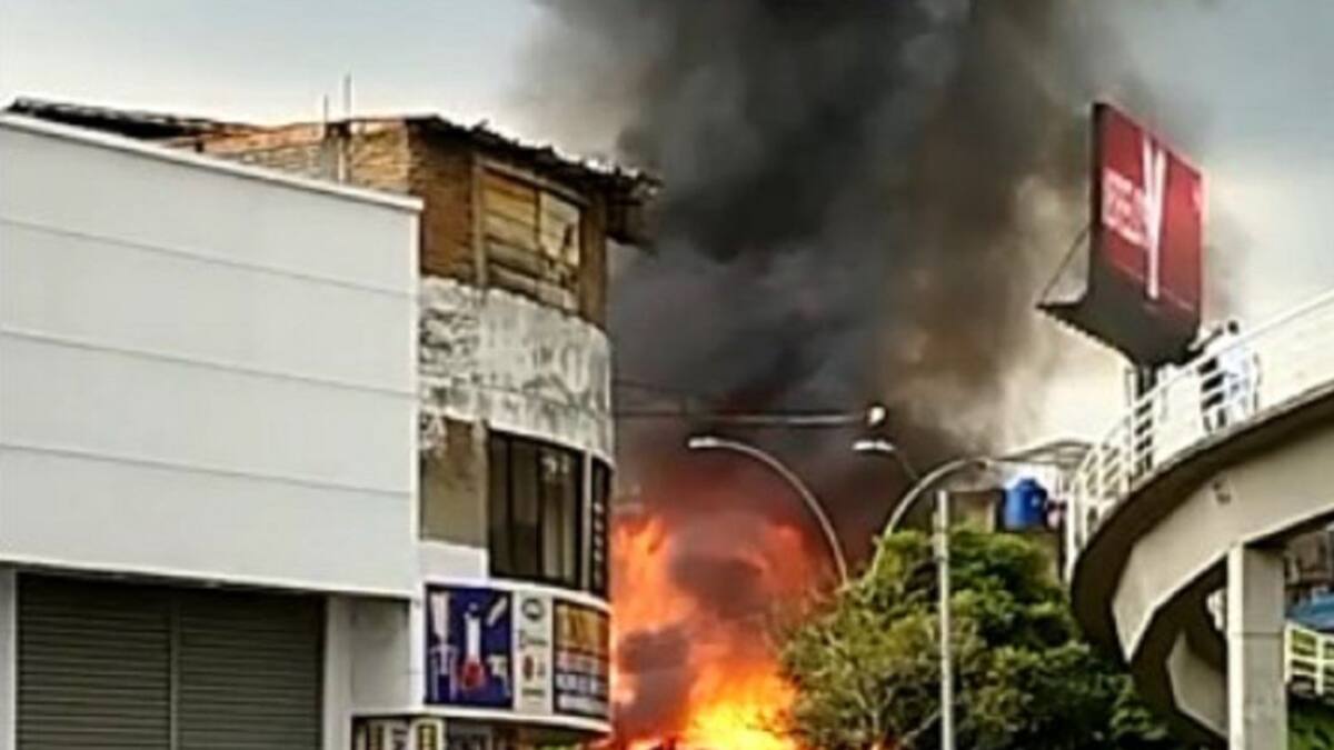 20 personas de origen venezolano resultaron damnificados por un incendio