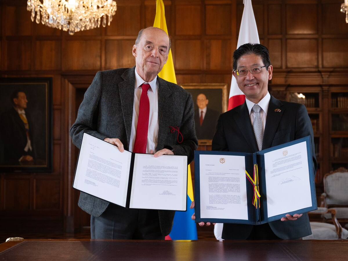 Japón dona 82 equipos de biometría a Colombia