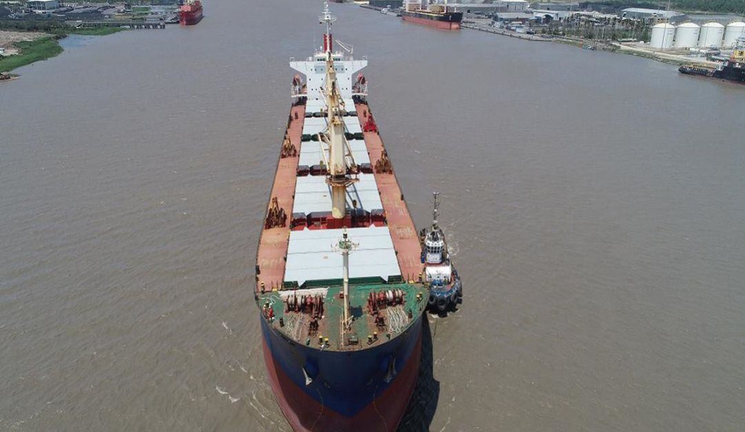 Canal de acceso al puerto de Barranquilla.