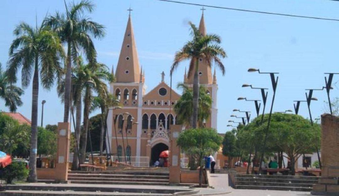 Se trata de Héctor Consuegra, quien fue nombrado asesor de control interno de Edurbe mientras participaba en la elección de Contralor Distrital