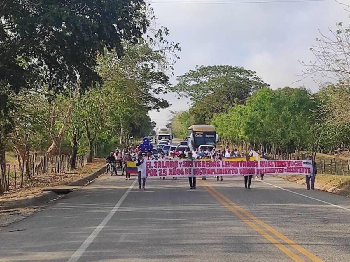 Campesinos de El Carmen de Bolívar anuncian bloqueo total este lunes en la Troncal de Occidente