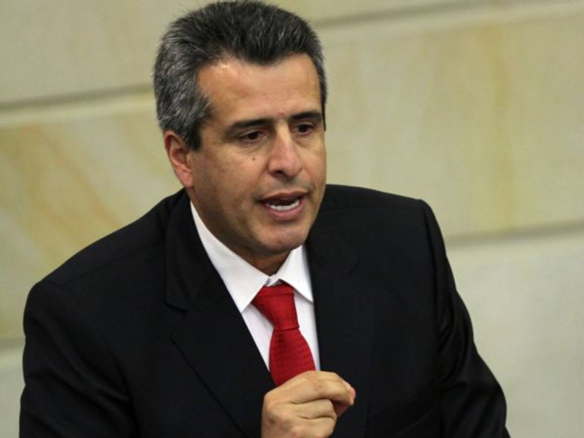 Es necesario consenso político sobre vía para desarrollar acuerdos de paz