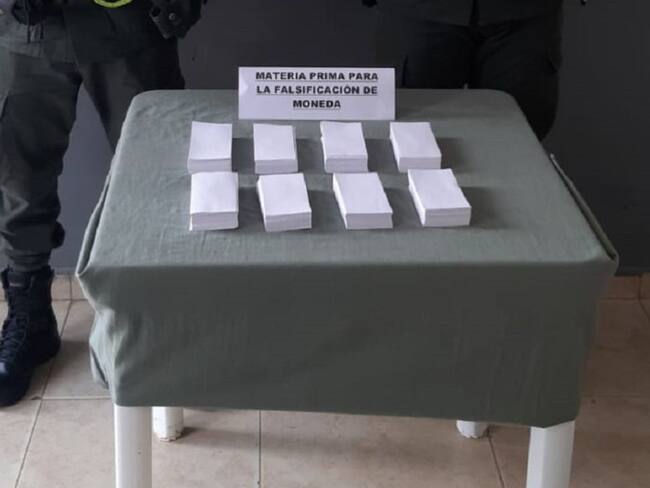 En Bolívar hallan 1.880 fragmentos de papel para falsificar billetes