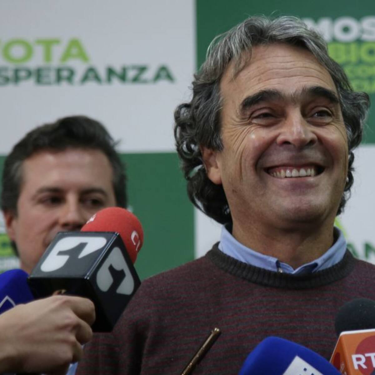 Sergio Fajardo negó cualquier posibilidad de tomarse un café con Fico