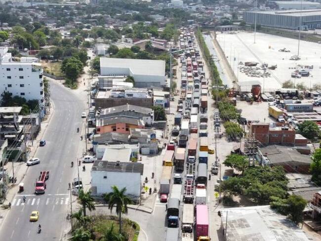Dumek plantea “tarifa” para que tractomulas paguen por mantenimiento del Corredor de Carga