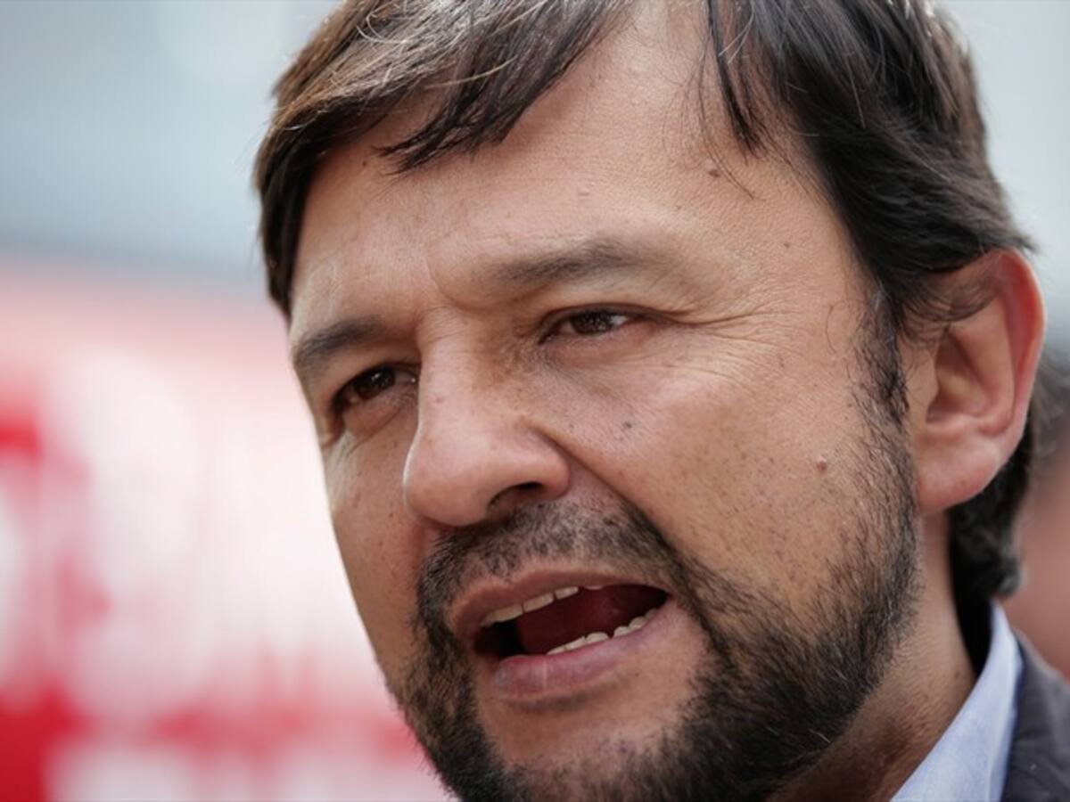 Hemos realizado más de 384 mil embargos: secretario de Movilidad