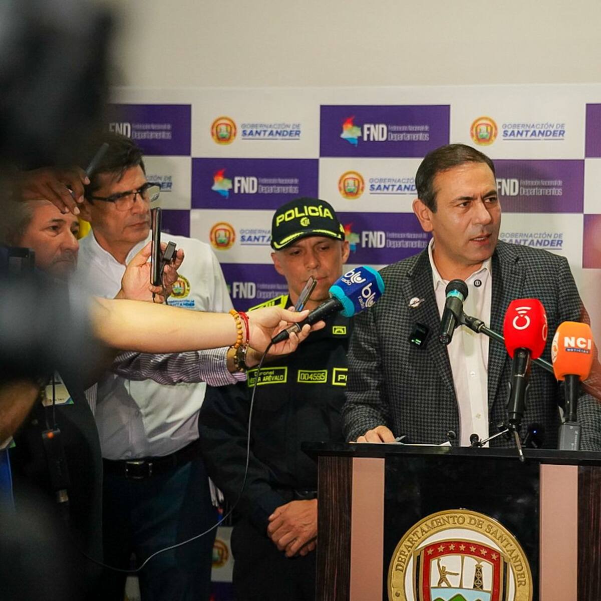 Gobernador de Santander recordó promesa de Petro: “en tres meses se acaba el ELN”