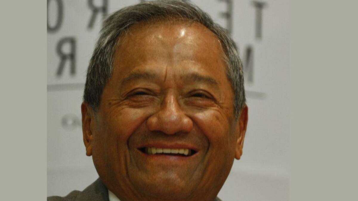 Armando Manzanero en atención médica por Covid-19