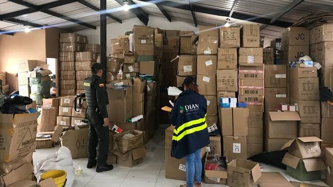 Los contrabandistas ingresaban la mercancía a la capital del país en pequeñas cantidades. Foto: Policía Nacional