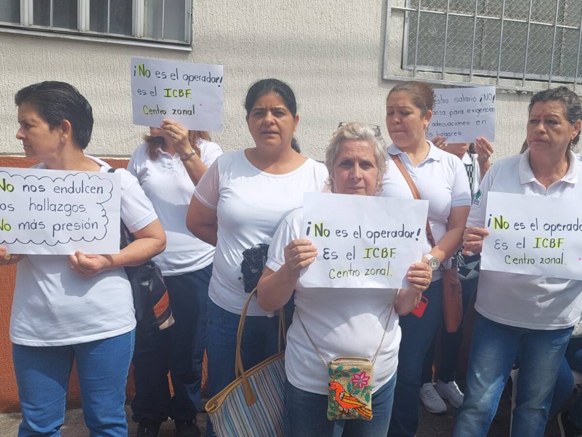 Madres comunitarias del ICBF en Santa Rosa piden cambios en el manual para los hogares