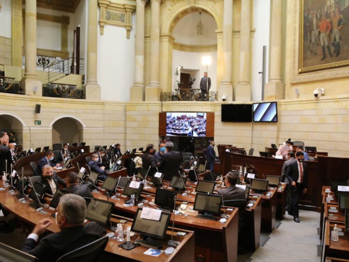 Mesa directiva de Senado entró en aislamiento por caso de COVID-19