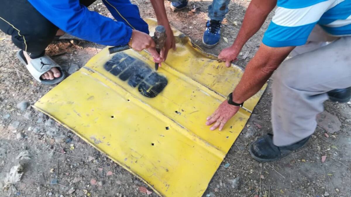 Con diferentes elementos arman escudos para defenderse