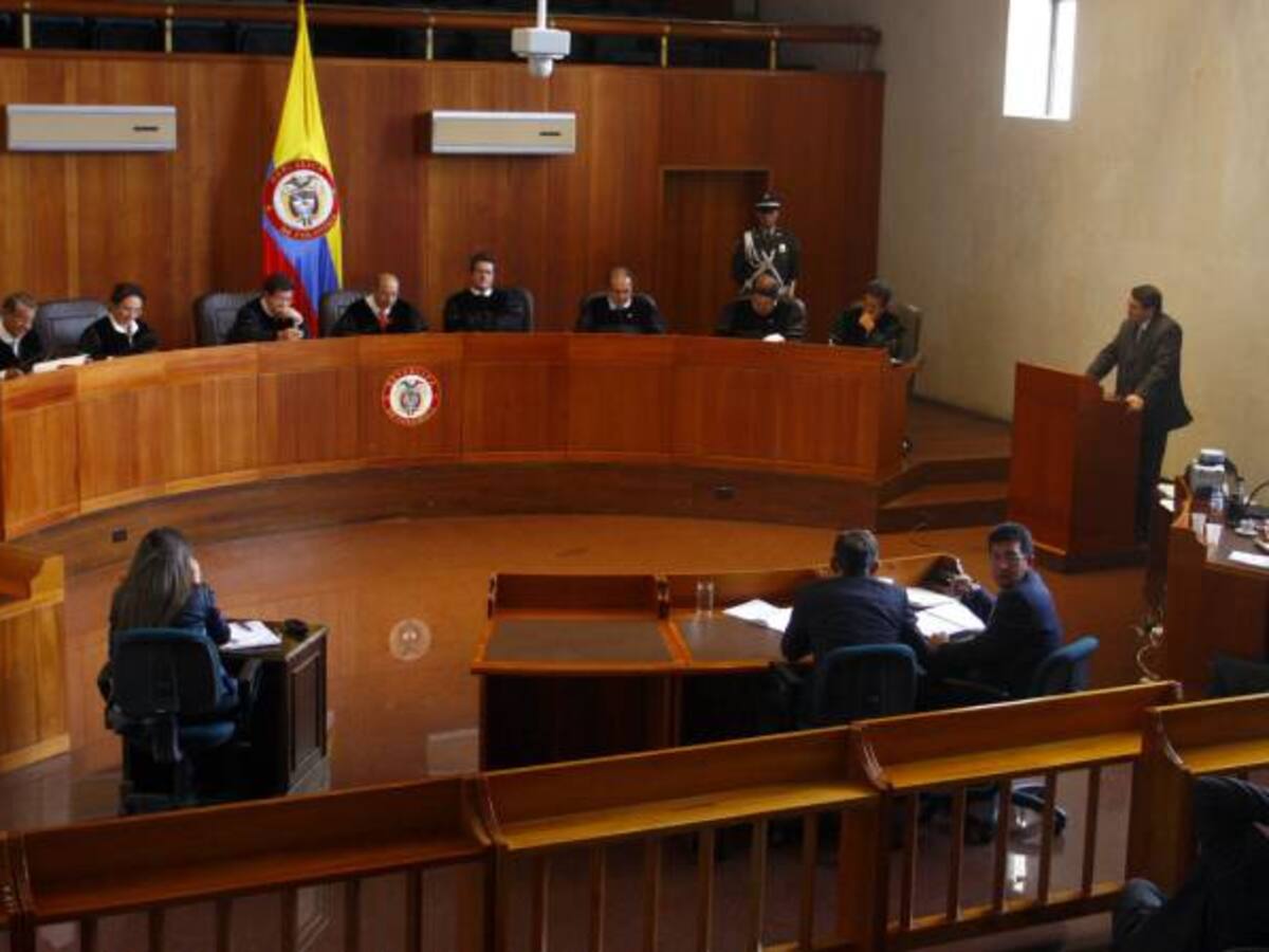Corte Suprema indica falta de recursos para reparar víctimas de paramilitares