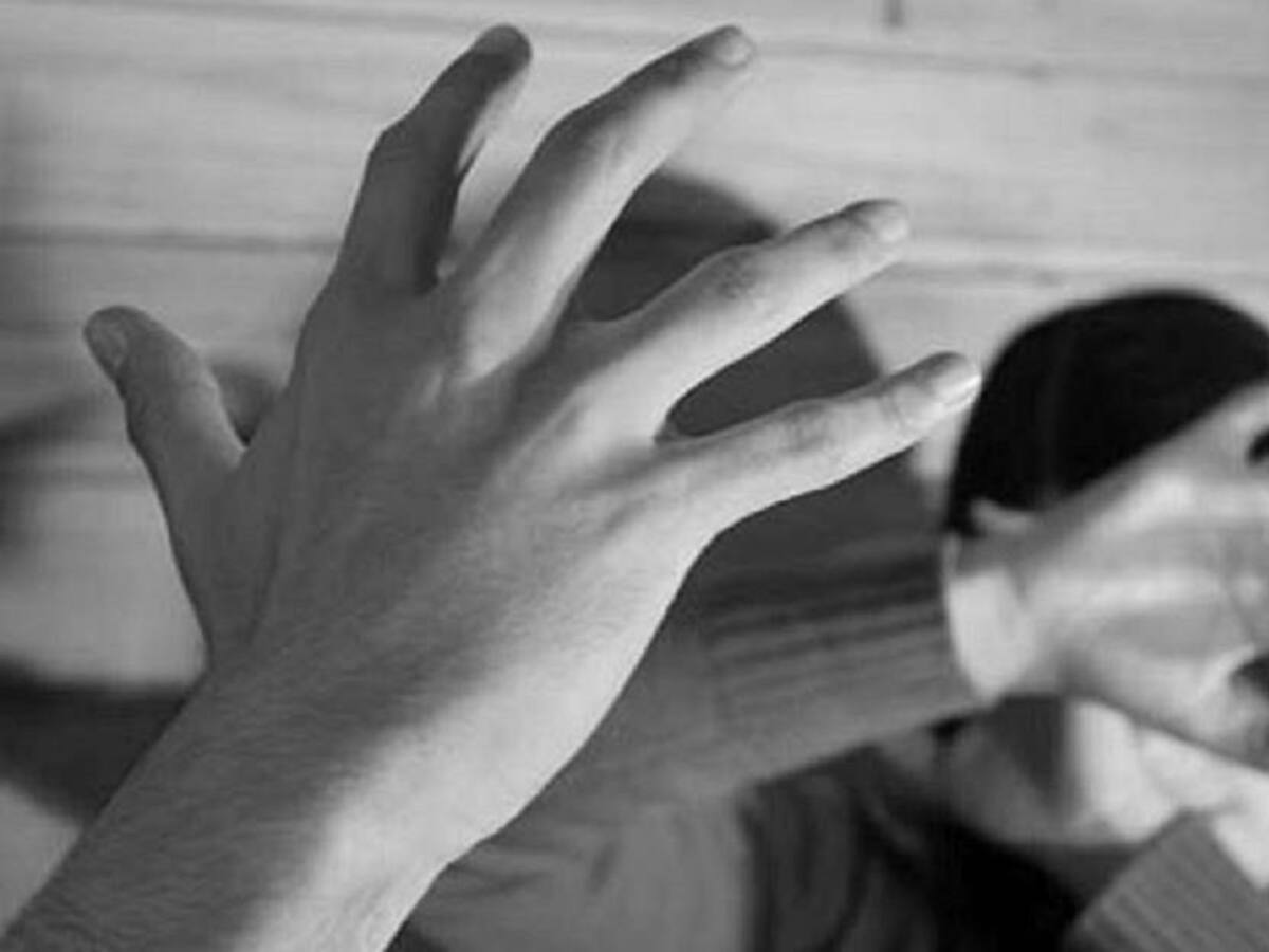 Cárcel para dos hombres que presuntamente agredieron a sus exparejas