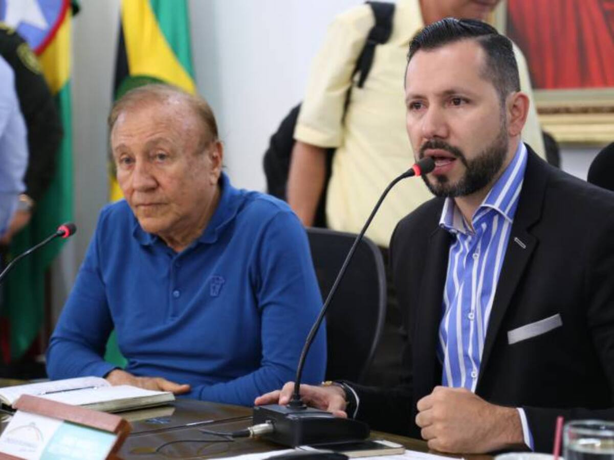 El alcalde Rodolfo Hernández invitó a almorzar a los concejales