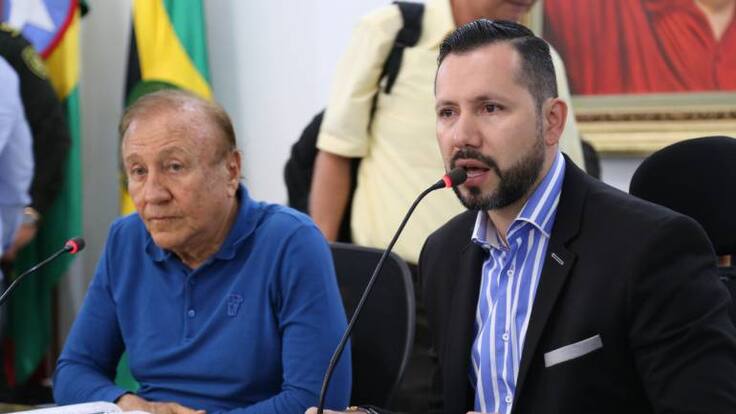 Alcalde invitó a concejales a almorzar