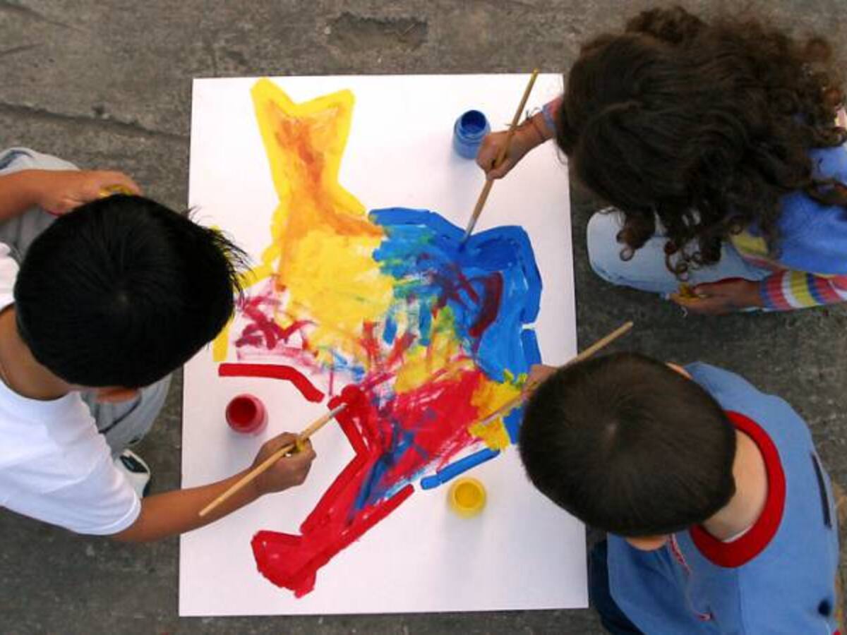 Entre estas cinco personas se reparten los contratos del PAE en Colombia